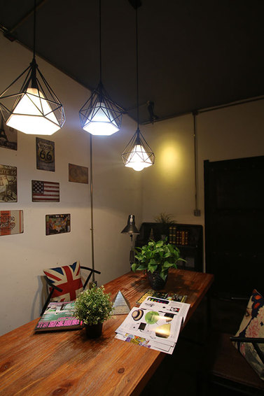 室內裝潢圖片， 洋周裝飾 LOFT創意工作場域